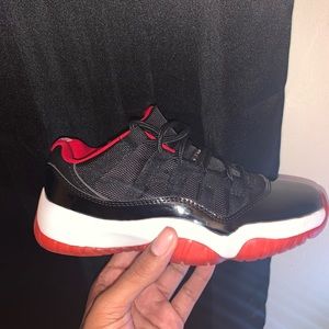Retro Jordan bread 11 Lows Size 6.5
